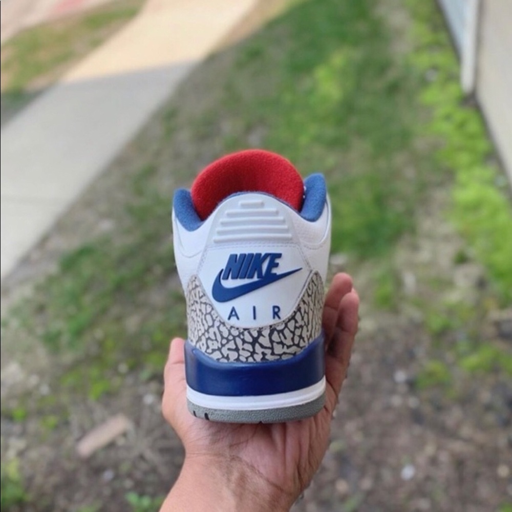 Jordan 3 true blue
